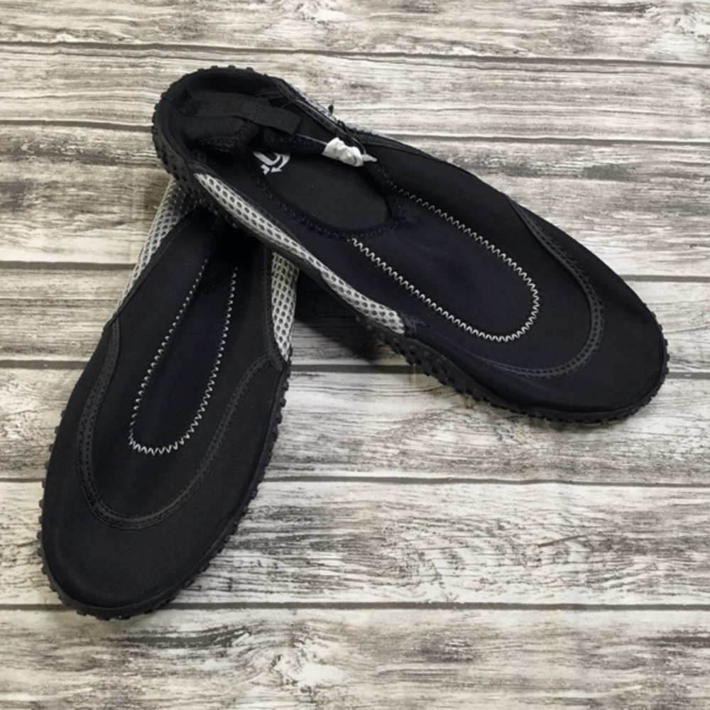 Mens New Black Water Shoes Aqua Socks Size L 11/12